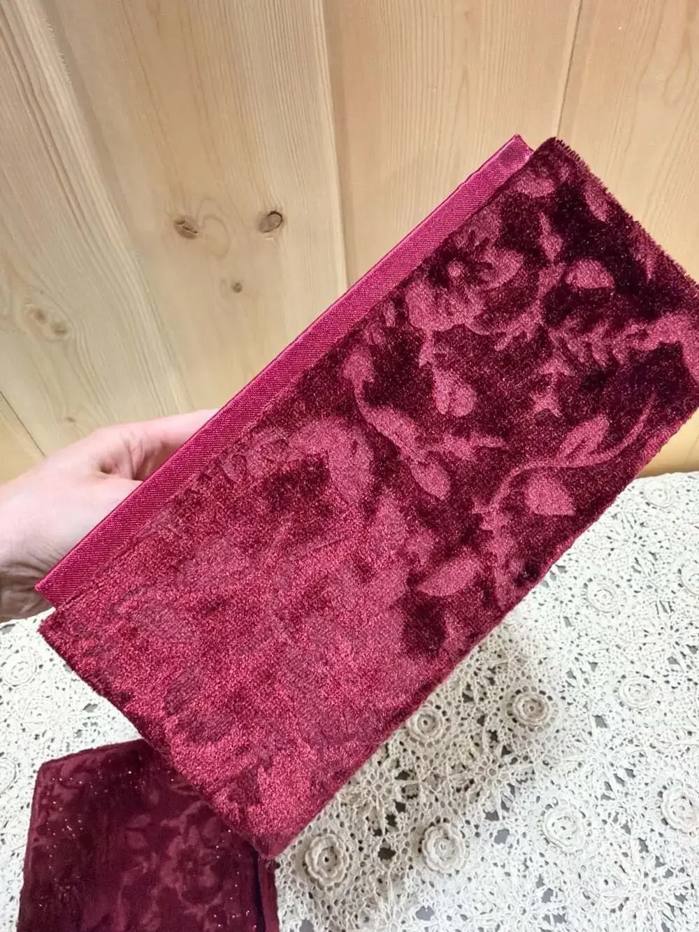 Vintage Burgundy Velvet Jewelry Keepsake Trinket Box Beaded Floral Accent